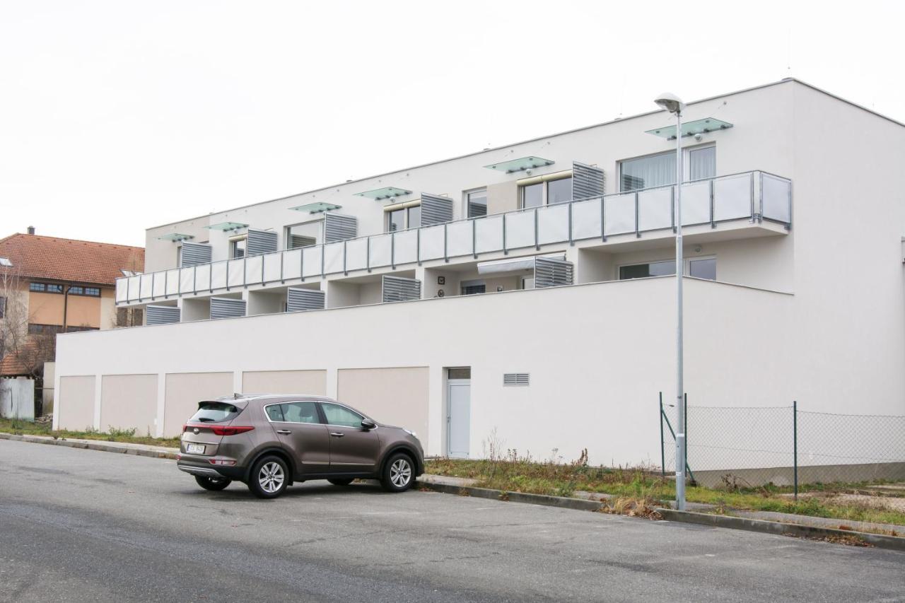 Apartmány Viva Třeboň Trebon Exterior foto